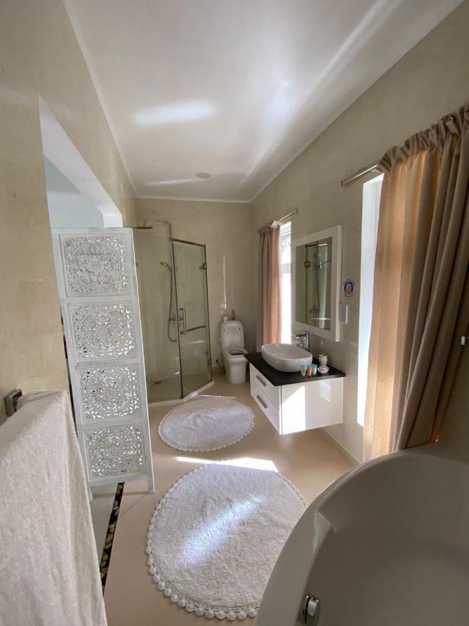 South Hill Anse Royale