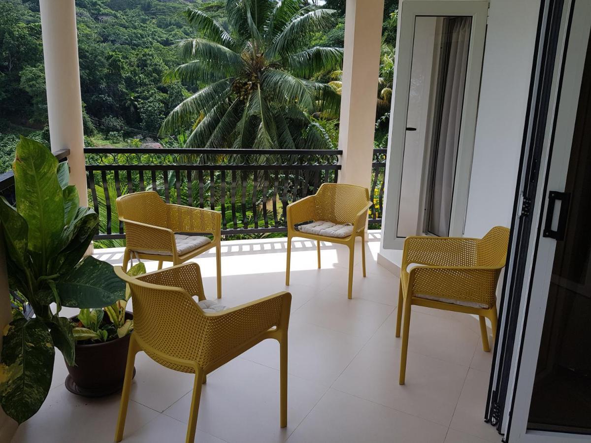 South Hill * Anse Royale