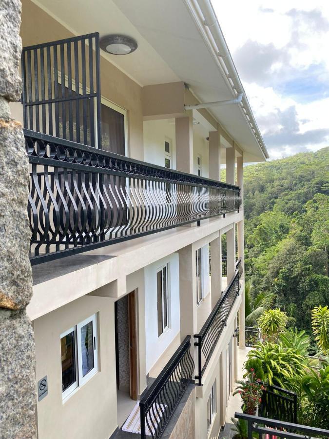 South Hill Anse Royale